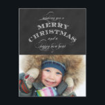 MERRY HOLIDAY FOTO POSTCARD Wird CHALKBOARD Feiertagspostkarte<br><div class="desc">TRENDY, MERRY CHRISTMAS FOTO HOLIDAY GREETING POSTCARD IN BLACK CHALKBOARD. Send your personalized holiday greetings to family and friends with this foto postcard with a SCRIPT machen with the text: Wishing you a Merry Christmas and a Happy New Year. Einfach versatile Design by Elke Clarke © For other colors please...</div>