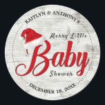 Merry Little Christmas Baby Shower Runder Aufkleber<br><div class="desc">Feiern Sie stilvoll mit diesen trendigen Babyduschklebern. Das Design ist leicht mit Ihrer eigenen Formulierung zu personalisieren und Ihre Familie und Freunde werden begeistert sein,  wenn sie diese fabelhaften Aufkleber sehen.</div>