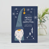 MERRY LITTLE CHRISTMAS Blue Gnome Snowflakes Karte (Stehend Vorderseite)