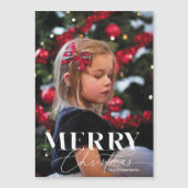 Merry Magic Script Serif Weihnachts Portrait Foto Magneteinladung (Vorderseite)