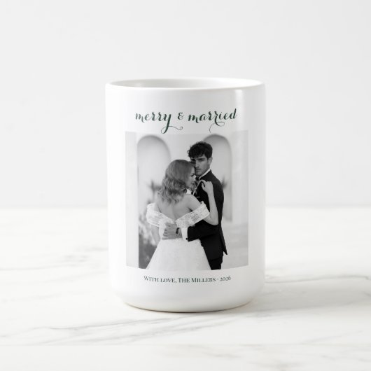 Merry & Married - Personalized Newlywed Christmas  Kaffeetasse (Mittel)