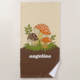 Merry Mushroom mit Individuelle Name Strandtuch