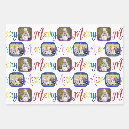 MERRY Script Rainbow On White 4 Foto Weihnachten Geschenkpapier Set (Vorderseite)