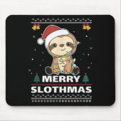 Merry Slothmas Funny Sloth Christmas Pun Mousepad (Vorne)