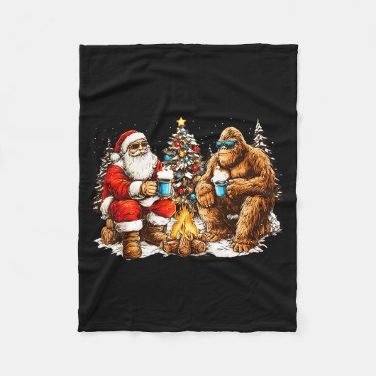 Merry Squatchmas Santa Bigfoot Campfire Mens Boys Fleecedecke (Vorderseite)