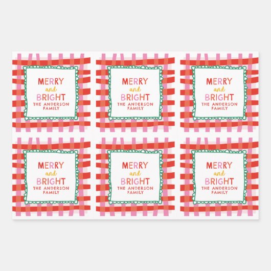 Merry und Bright Custom Holiday Red & Pink Gingham Geschenkpapier Set (Vorderseite)