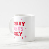 Merry Vibes nur | Modernes Retro-Weihnachtsfest-Fo Kaffeetasse (Vorderseite Links)