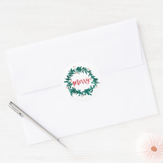 Merry Wreath mit Berries Script Runder Aufkleber (Umschlag)