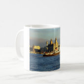 Mersey-Fähre u. Liverpool-Ufergegend Kaffeetasse (Vorderseite Links)