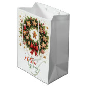 Mery Christmas Cones Mistletoe Personalisiert Mittlere Geschenktüte (Rückseite Schrägansicht)