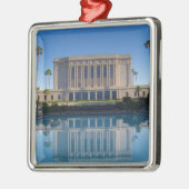 Mesa Tempel reflektiert in einem blauen Pool Silbernes Ornament (Links)