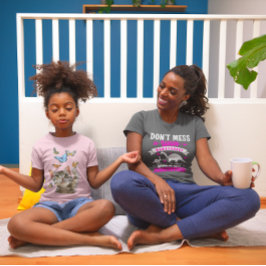 Messe dich nicht mit Mamasaurus, du wirst Jurasski T-Shirt