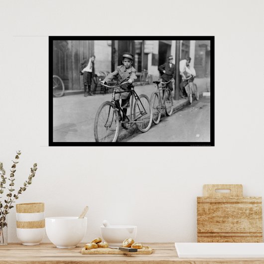 Messenger Boy and Bicycle 1911 Poster (Küche)