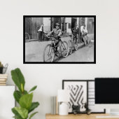 Messenger Boy and Bicycle 1911 Poster (Heimbüro)