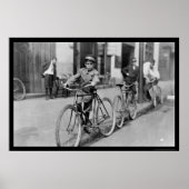 Messenger Boy and Bicycle 1911 Poster (Vorne)