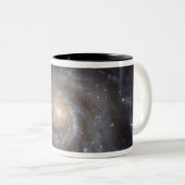 Messier 101, Pinwheel Galaxy Zweifarbige Tasse (VorderseiteRechts)