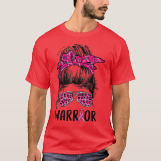 Messy-Brillen tragen rosa Krieger-Brustkrebs T-Shirt
