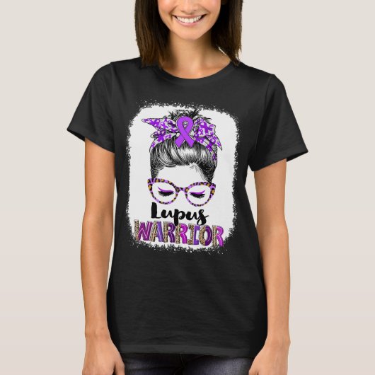Messy Bun Lupus Warrior T-Shirt (Vorderseite)