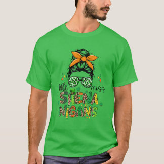 Messy Bun mit Sonnenbrille Miss Shenanigans Leopar T-Shirt