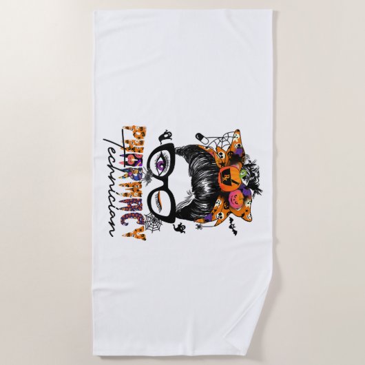 Messy Bun Pharmacy Techniker Halloween-Party Strandtuch (Vorderseite)