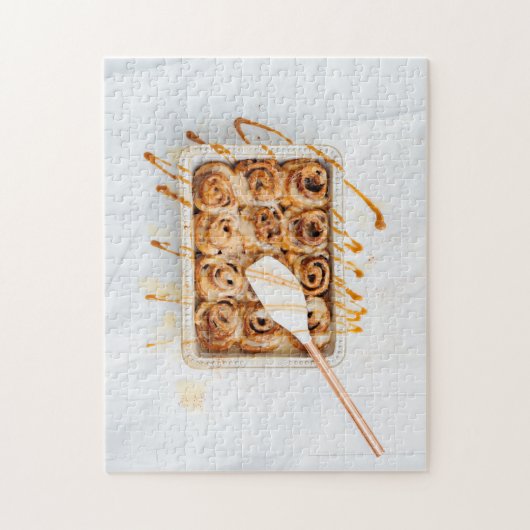 Messy Homemade Cinnamon Rolls Puzzle (Vertikal)