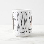 MESSY MAMA | Sonnengesicht(en) Stripte Mutter-Tag- Kaffeetasse (Mittel)