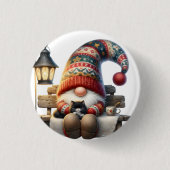 Metal Button Pin Winter Gnome (Vorderseite)