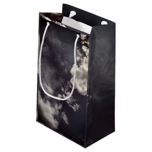 Metal clouds kleine geschenktüte (Rückseite Schrägansicht)