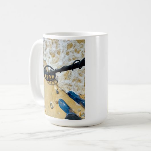 Metal Detection am Strand - Fun Gift Kaffeetasse (Vorderseite Links)