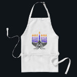 Metal-Menorah-Schürze Schürze<br><div class="desc">Digitale Chanukah Kunst - Hammermetall Menorah mit gemusterten lila Kerzen,  alle brennen.</div>