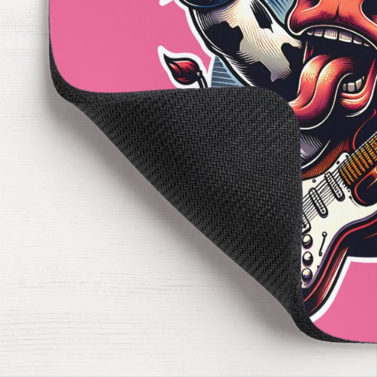    Metal Moo-d – Rockin' Cow with a Guitar Mousepad (Ecke)