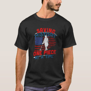 Metalldetektor-Schatzsuche Detectorist Erde T-Shirt