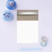 Metallgebogene Platte mit Holzoberfläche dahinter Flyer (Einzeln)