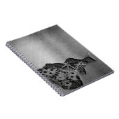 Metallhintergrund mit mechanischem Schaden Notizblock (Rechte Seite)