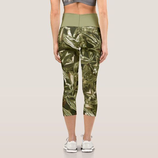 Metallic Abstract 101 Bronze Capri Leggings (Rückseite)