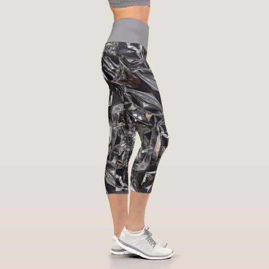 Metallic Abstract 101 Steel Gray Capri Leggings (Rechts)