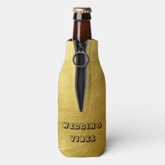 Metallic Gold Wedding Vibes Flaschenkühler (Flasche Rückseite)