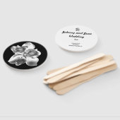 Metallic Magnolia-Blume auf dem Handgebläseprogram Fächer (Non-assembled)