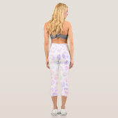 Metallic White Modern Leopard Pattern Capri Leggings (Rückseite)