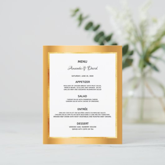 Metallicweißes Glas mit einem Hochzeitmenü (Stehend Vorderseite)