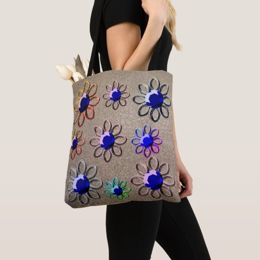 Metallische Blume auf Glitzer Tasche (Von Nahem)