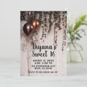 Metallische Rose Gold Pink Balloons Lights Sweet 1 Einladung (Stehend Vorderseite)