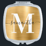 Metallisches Gold-Signature-Monogramm Taschenspiegel<br><div class="desc">Erstellen Sie Ihren eigenen personalisierten Namen und einen mit Monogramm Kompaktspiegel für eine Brautjungfrau. Die goldene Imitat-Metallic-Folie der digitalen Kunst druckt wie ein Foto. Das zeitgenössische Schwarz-Weiß-Monogramm mit elegantem Kalligraphiedesign im Signaturstil kann individuell gestaltet werden.</div>