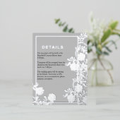 Metallisches Silver Floral Elegante Hochzeitsdetai Folie Einladungspostkarte (Stehend vorne)