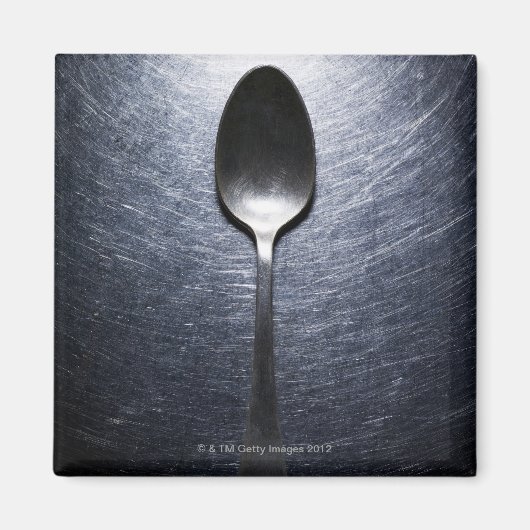 Metalllöffel auf Edelstahl Magnet (Vorne)