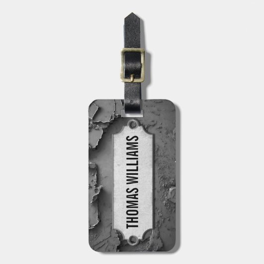 Metallmarke auf rustikalem Gestein Gepäckanhänger (Vorderseite vertikal)