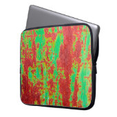 Metallstruktur mit Kratzer- und Risseffekt, ab Laptopschutzhülle (Vorderseite Links)