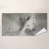 Metallstruktur mit Kratzern und Cracksabstract Badehandtuch (Badehandtuch)