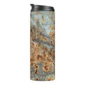 Metallstruktur mit Kratzern und Rissen. Vintag Thermosbecher (Nach rechts gedreht)