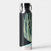 Metapher_7_ein Mädchen im Wald Trinkflasche (Vorne)